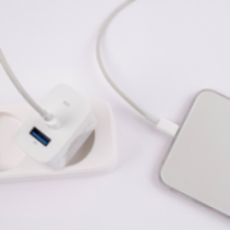 Forever TC-07-30AC PD QC lādētājs 30W ar USB-C un USB