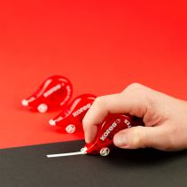 KORES SCOOTER correction tape, 8 m × 4.2 mm, blister pack